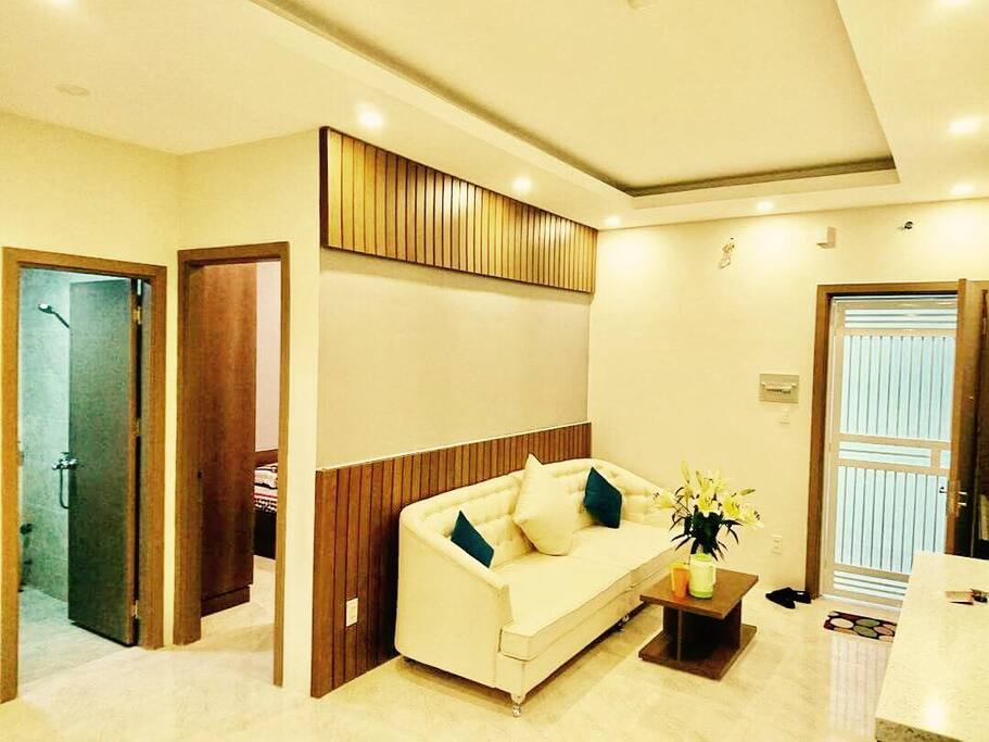 Living room with 40 inch smart TV for your entertainment