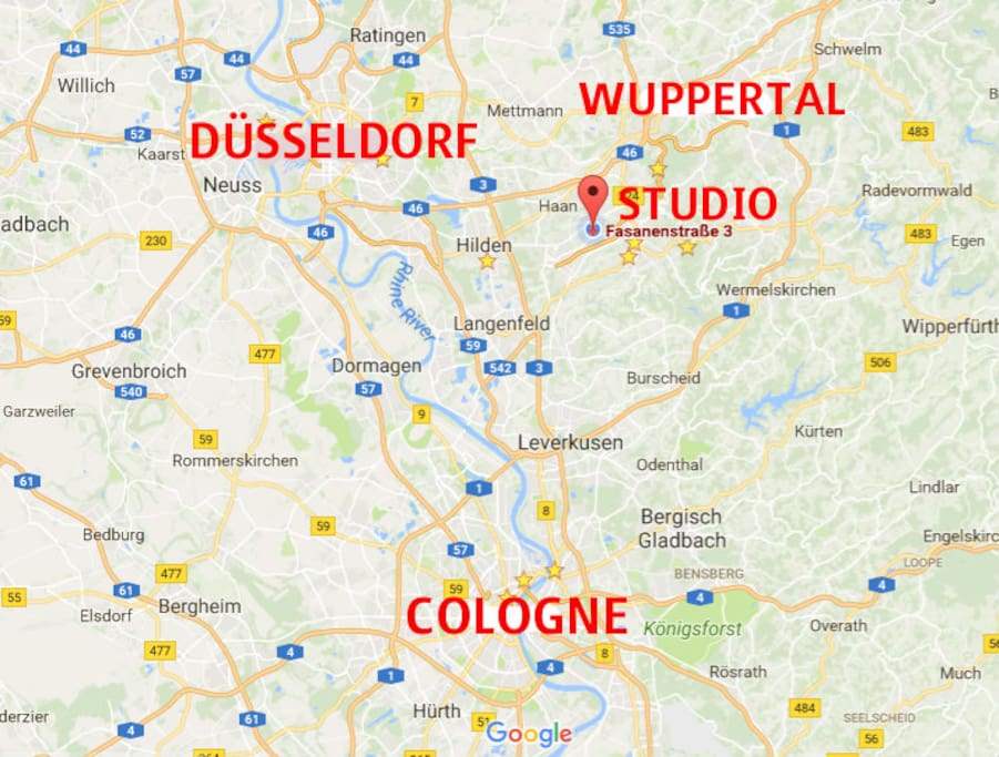 Das Studio ist in Solingen-Wald. Ca. 30-45 Minuten mit PKW von Düsseldorf oder Köln entfernt (verkehrsabhängig). Mit ÖPNV etwa 50 Minuten zum jeweiligen HBF.