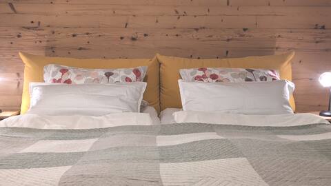 Apartment in a quiet location directly by the forest