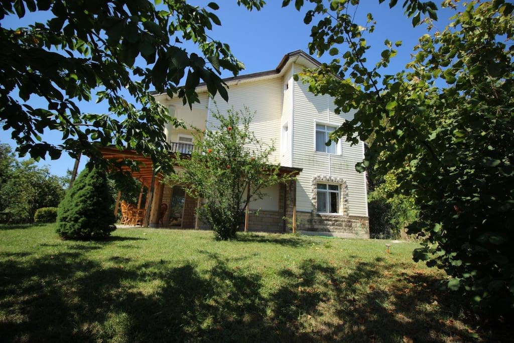 yan bahçe
