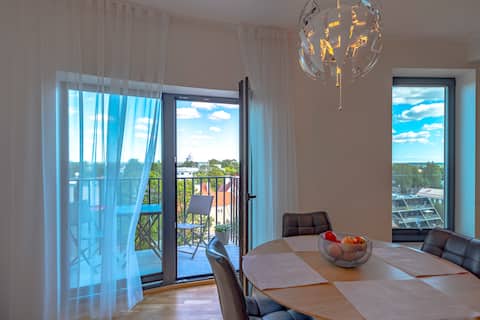 Artisa Riia 22a Luxury apartment at high fl.