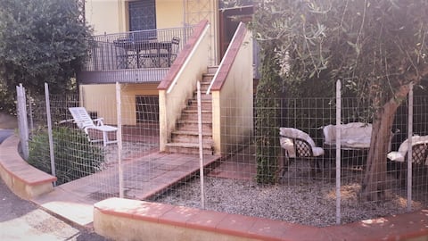 Successful Airbnb property: Private apartment and close to everything in Scarlino