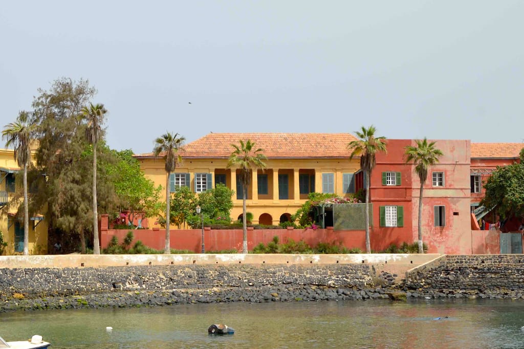 Chez Olivier dans le petit port de Gorée