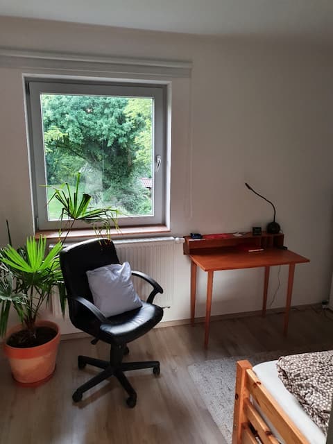 Kleines Zimmer in Zentrumsnähe