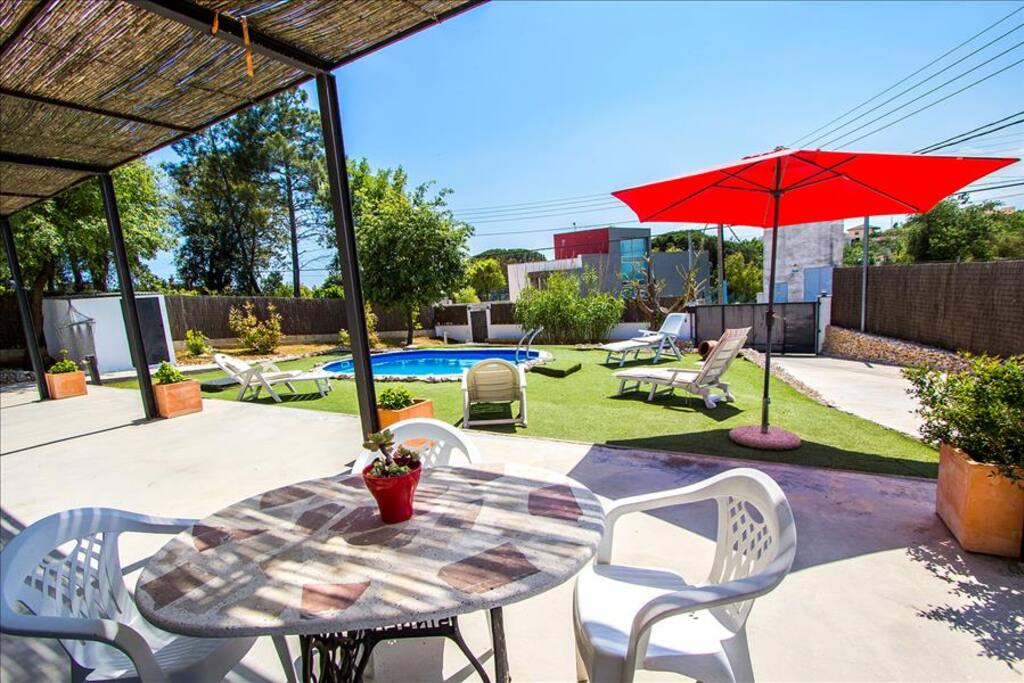 Facade and private pool.