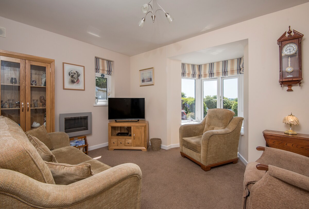 Top performing Airbnb: Rowenna in Falmouth