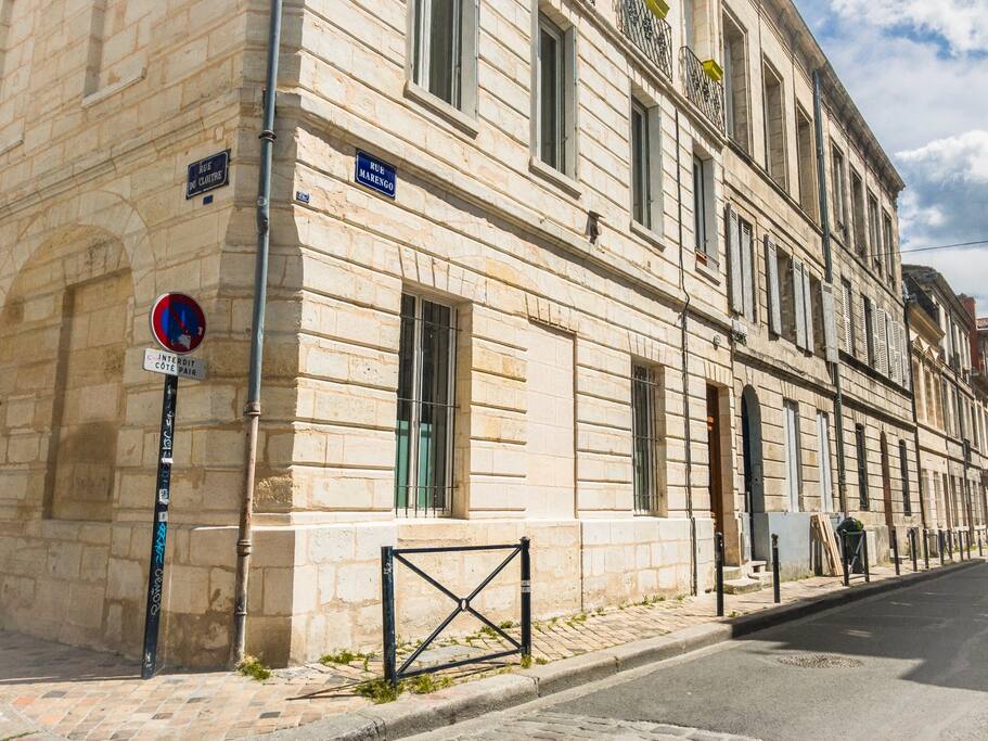 Exposition au soleil entre 13h et 18h.
