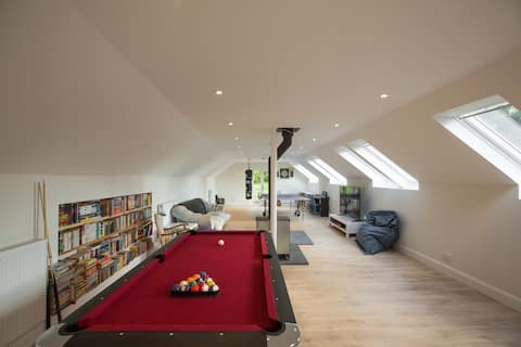 Rural Cottage by Cleish with fantastic Games Room
