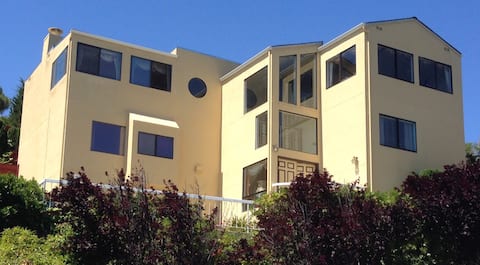 SFO Panoramic Views
4BR/3BA near SF-Silicon Valley