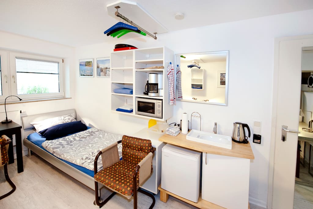 Raum 3, Dreibettzimmer mit Kühlschrank, Kaffemasch., Wasserkocher