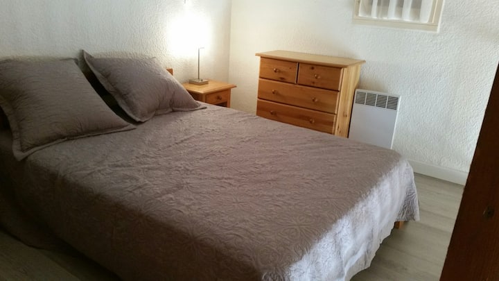 קומת ביניים.
