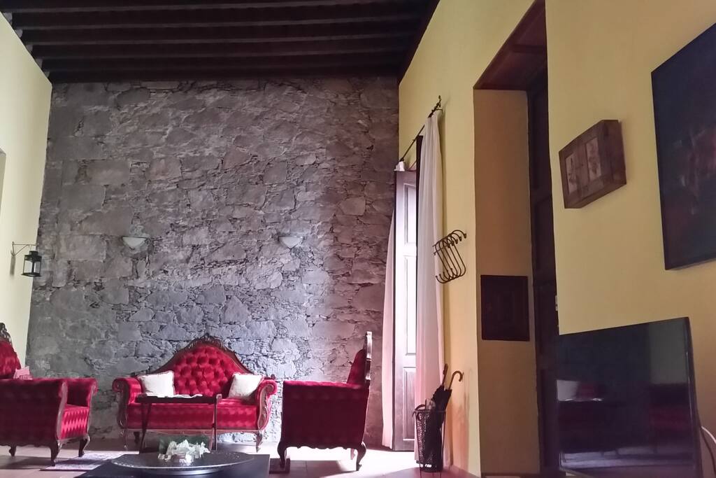 zona derecha del
salón