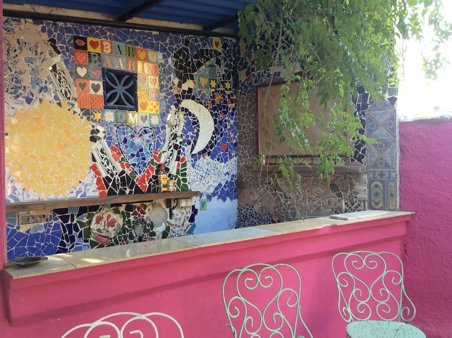 Bar with mosaics on the patio