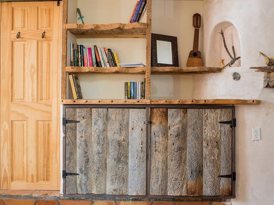 Bedroom details