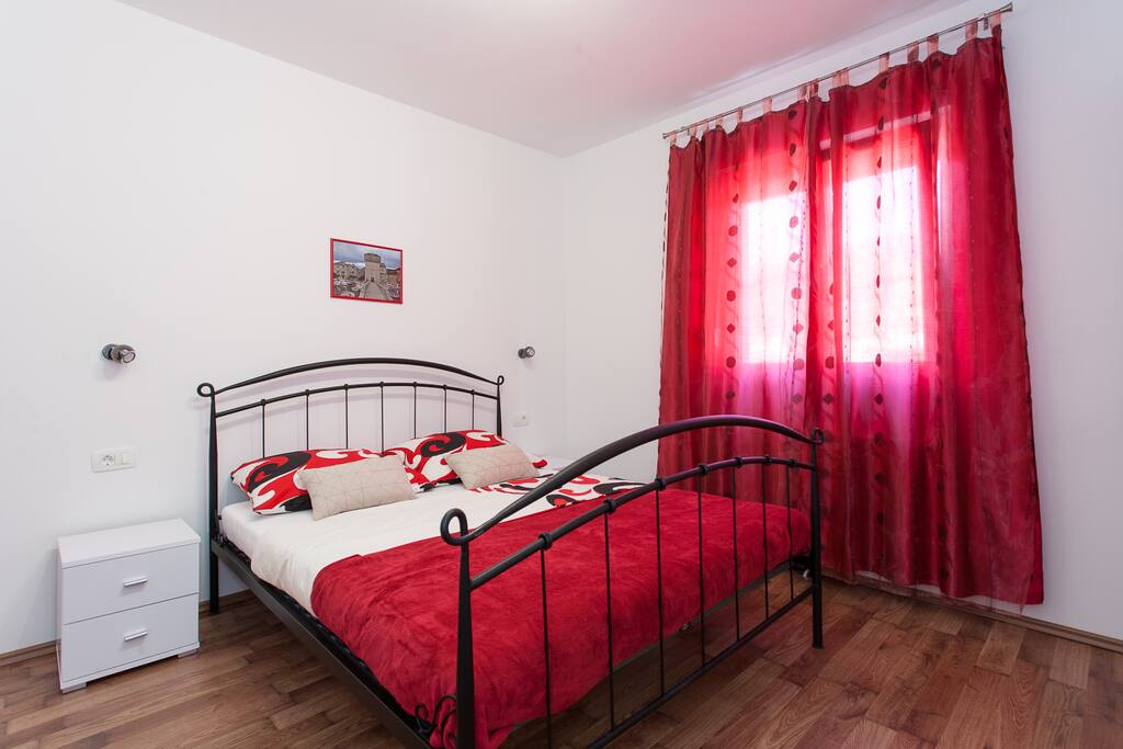 room 1