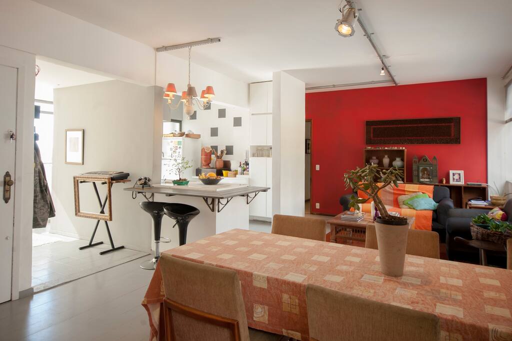 Sala conjugada com a cozinha