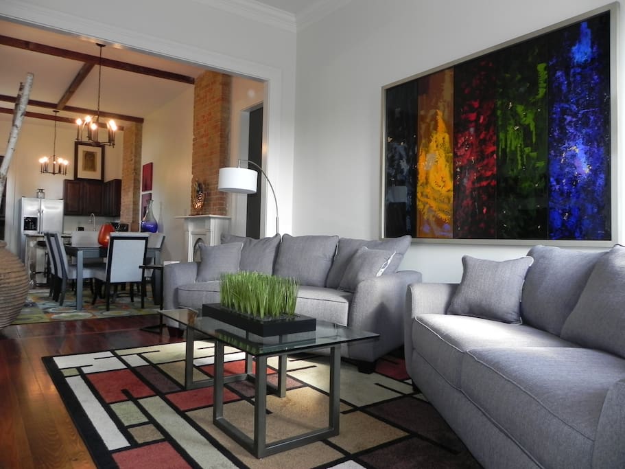 Great Room/ 2 queen pull out sofa's