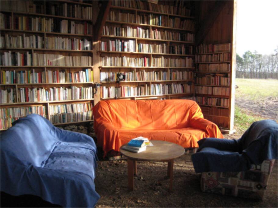 Une partie de la bibliothèque