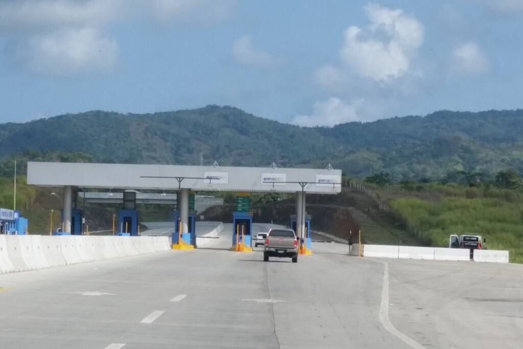 Corredor Norte or North Highway at 20kms from La Canelita