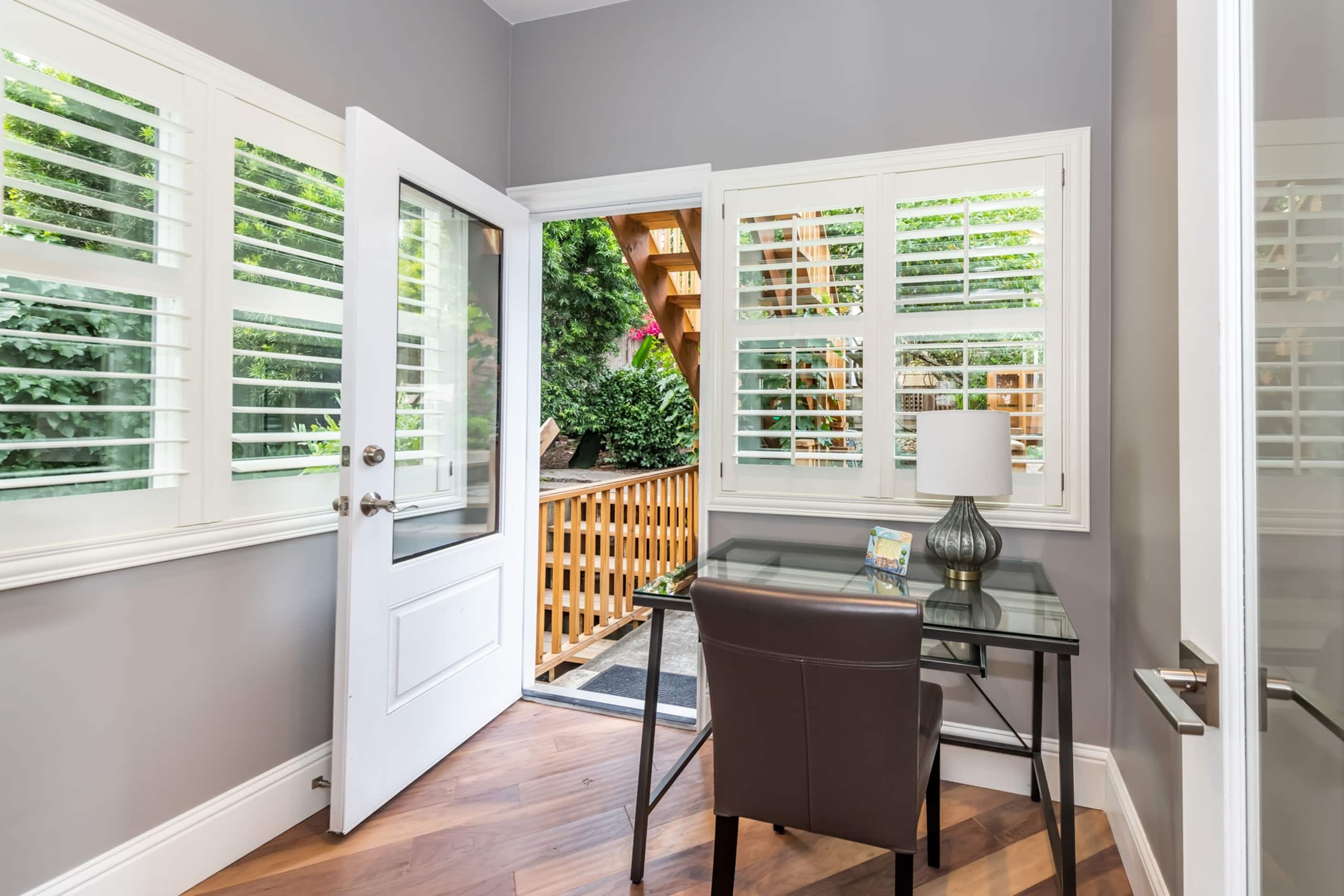 Home in San Francisco · ★4.99 · 2 bedrooms · 2 beds · 1 bath - Image 16