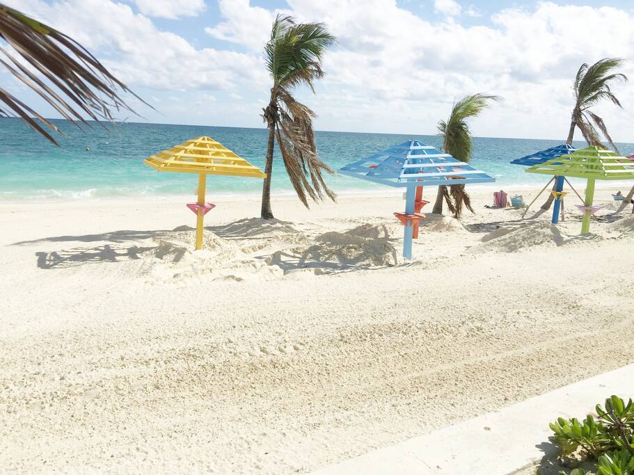 5 min walk to Coral Beach Condominiums for Rent in Freeport, Freeport