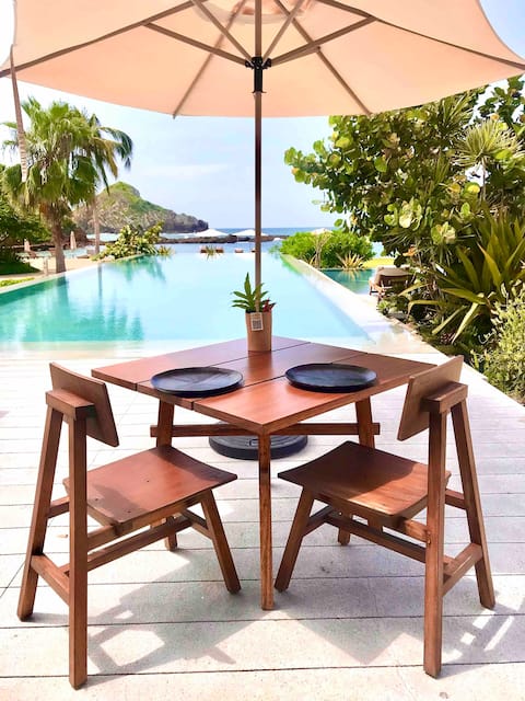 The luxe residence on the beach El Careyes Resort