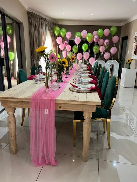 URlyfstyle Boutique | Pool Retreat & Gatherings