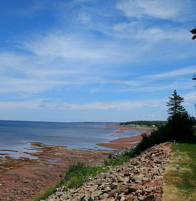 Looking east. You can see why you need to use the stairs to the beach.