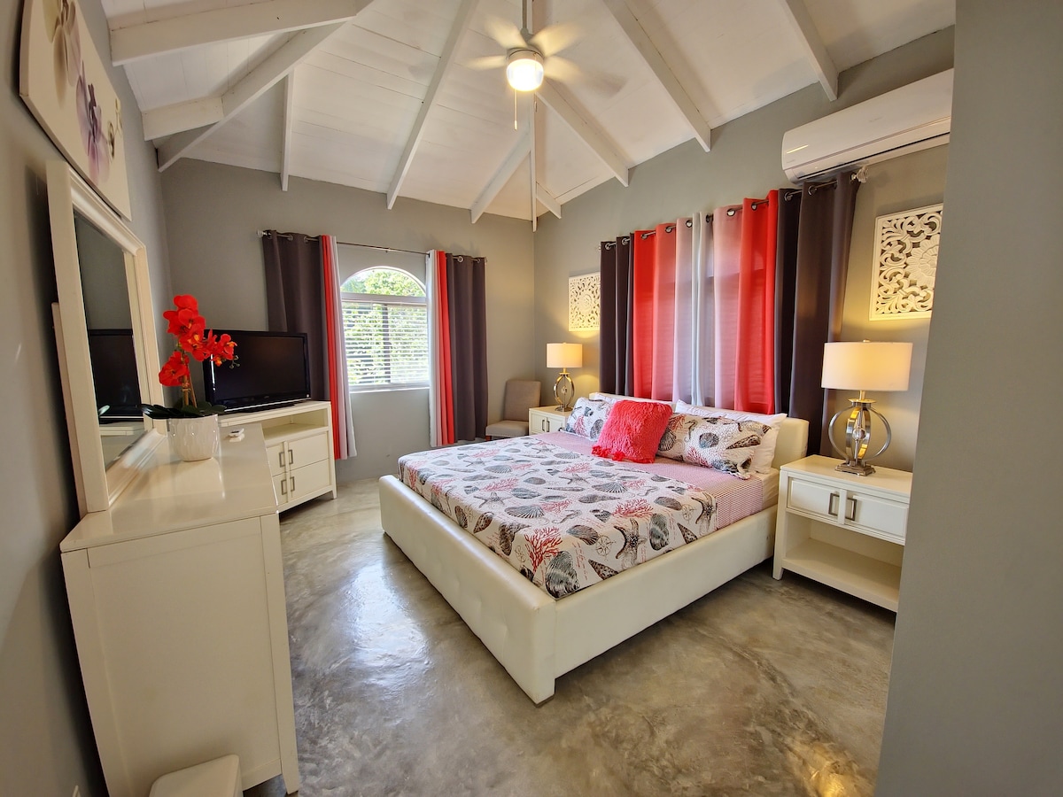 Todas nuestras camas son camas de espuma viscoelástica importadas, pero esta tiene una capa adicional de gel refrescante incrustado para tu mejor sueño.