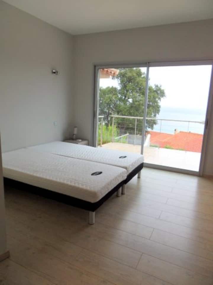 חדר שינה 2 : 2 מיטות יחיד