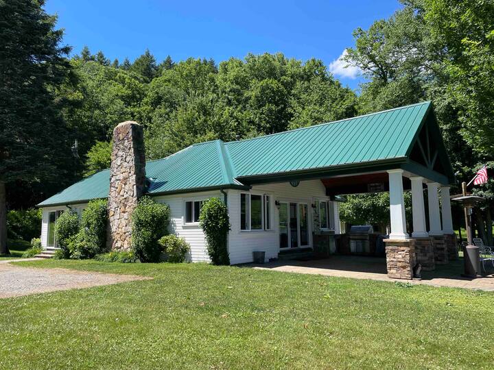 RIVAIR cottages on the Allegheny River Cottages for Rent in Parker