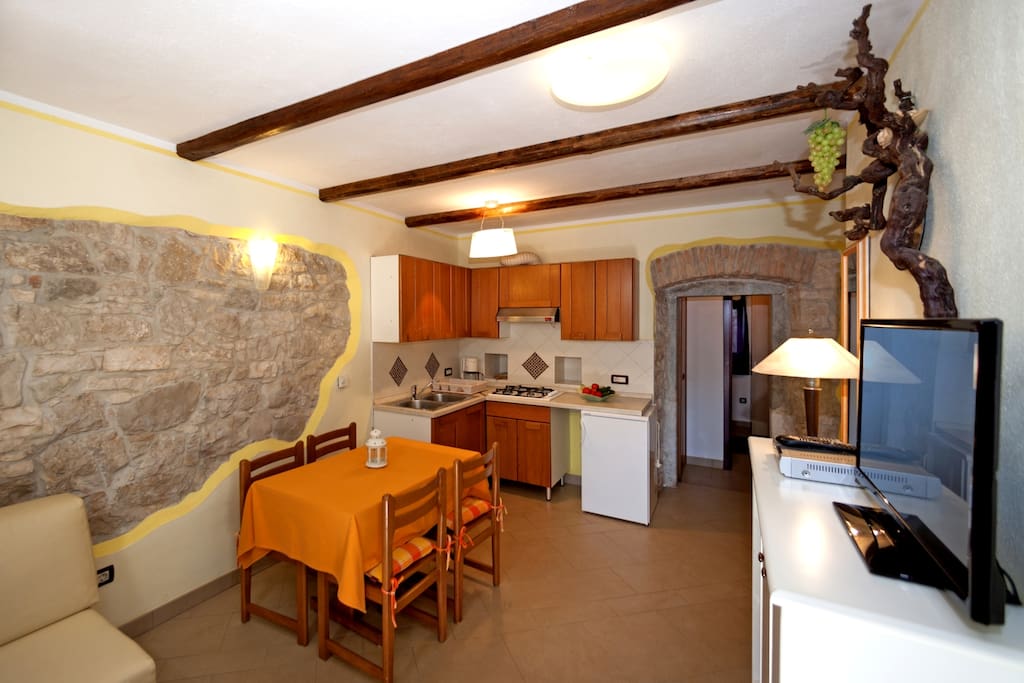 Living/dining room