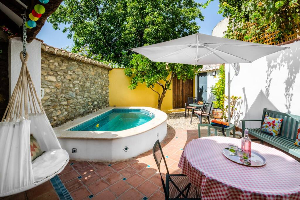 Chill out by the pool