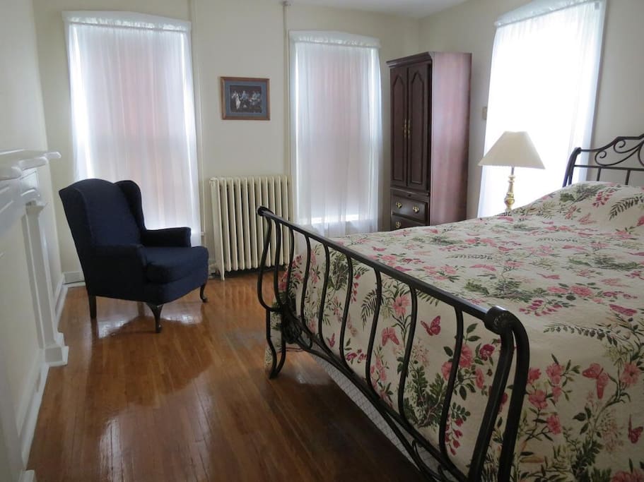 Bedroom 1 with queen bed