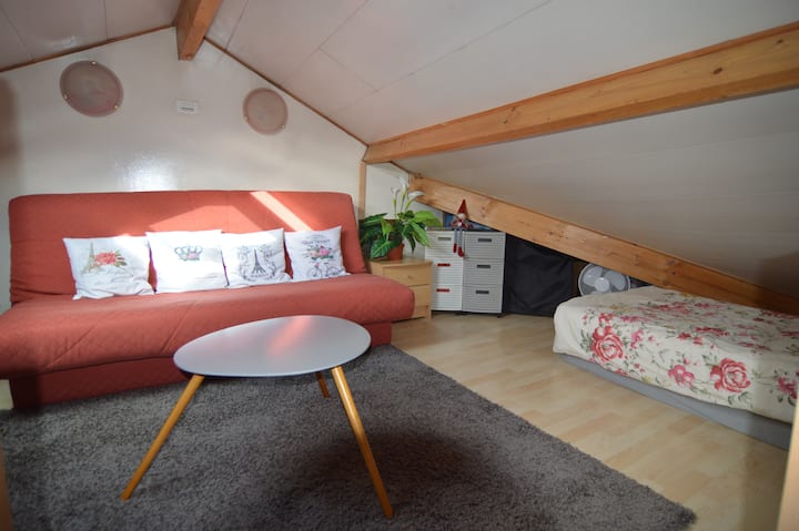 Espace Chb Sous-toit Charmant_1>5_paris-versailles - Clamart