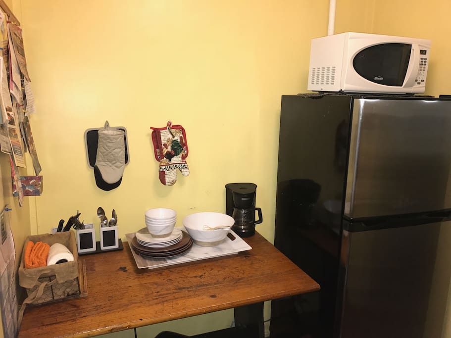 Full kitchen
