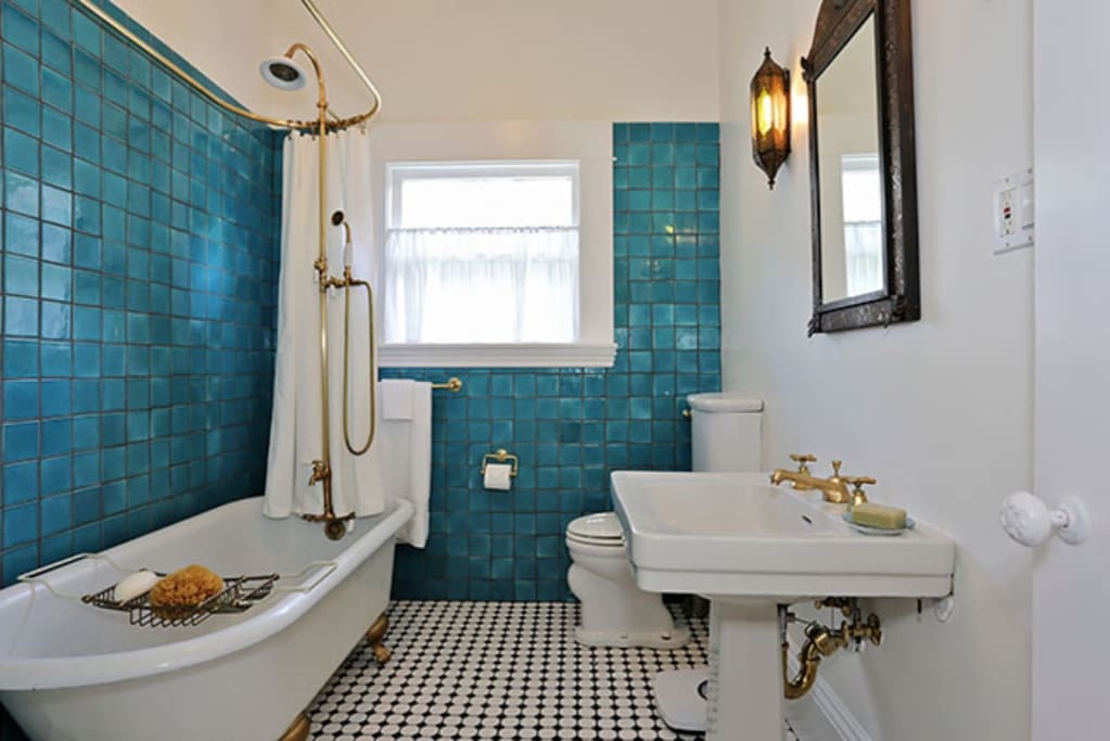 Master bathroom. Moroccan style!