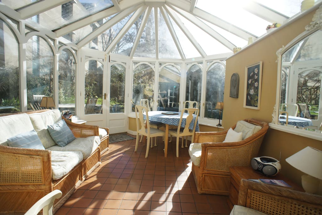 South facing sunny conservatory, leading to a large fully enclosed mature garden