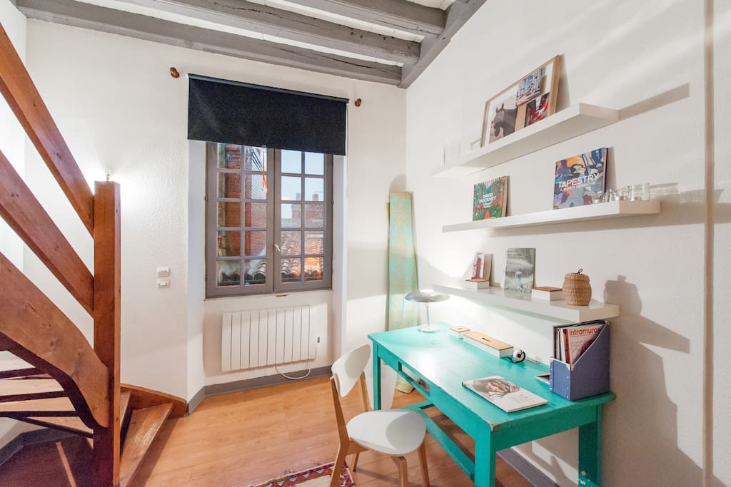 coin bureau dans la chambre