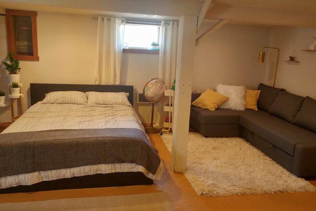 Queen sized bed/Comfy L couch that pulls out to a full sized bed
