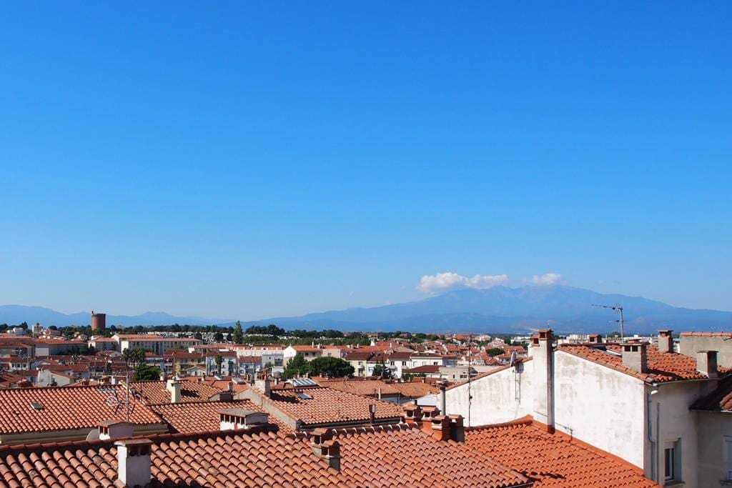 vue imprenable sur le Canigou et les Albéres