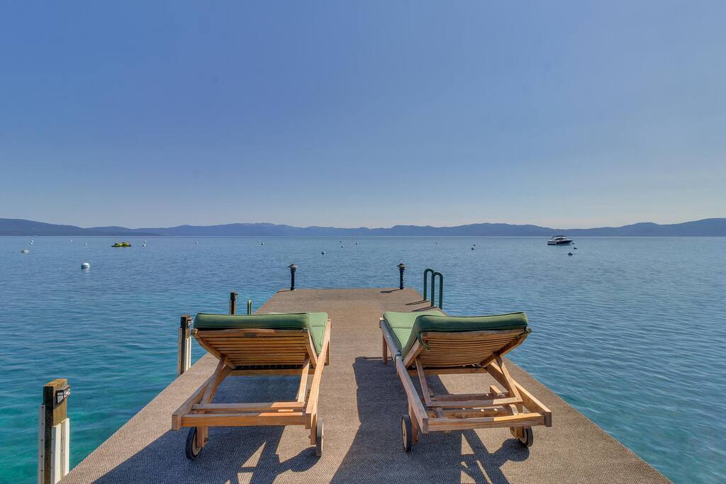 Lounge chairs on the pier.