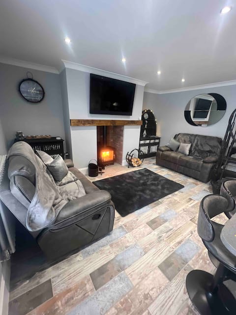 Popular Airbnb listing: Longshore Drift in Newbiggin By The Sea