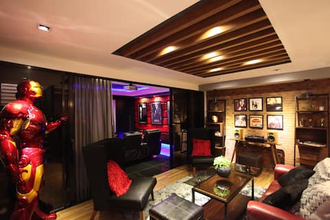 New 4BR Lux Townhome in ❤ of Cebu w/ Theater +Wifi