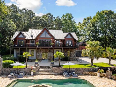Luxury 5BR Cabin Private Pool & Lake, near Atlanta