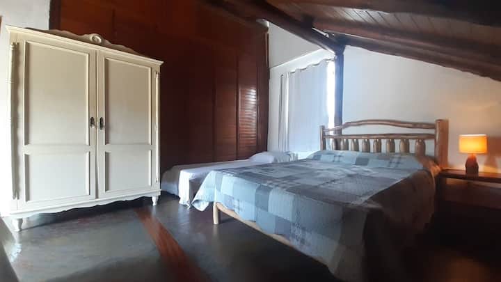 Стая „Мецанин“...