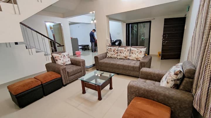 Merlot Retreat - Home Away From Home! - Nashik