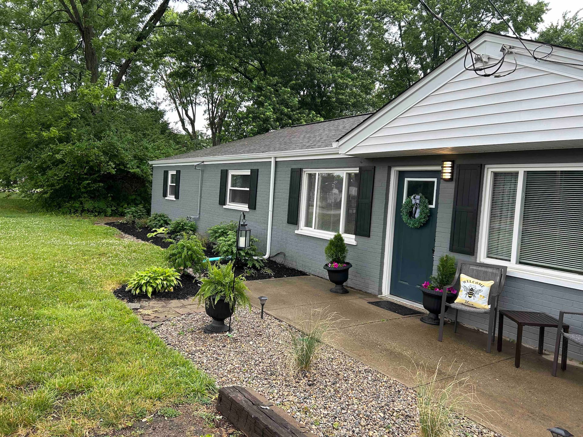 West Chester Manor • 3BR • Sleeps 6
