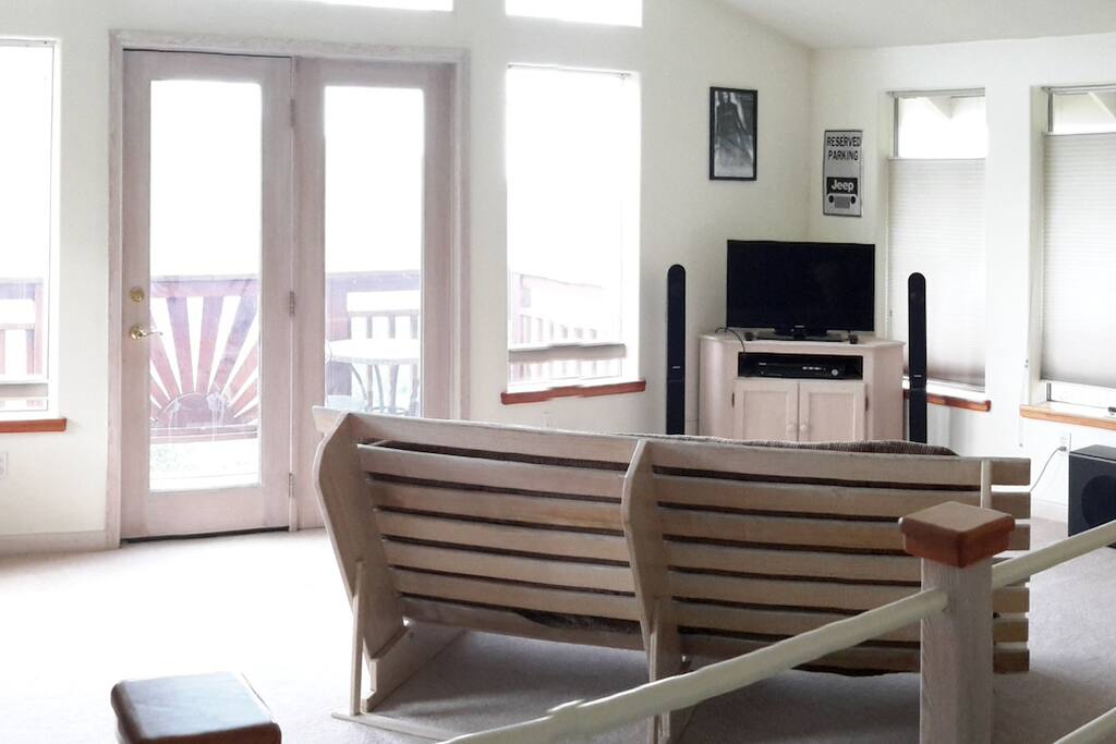 Guest Loft with access to the upper deck