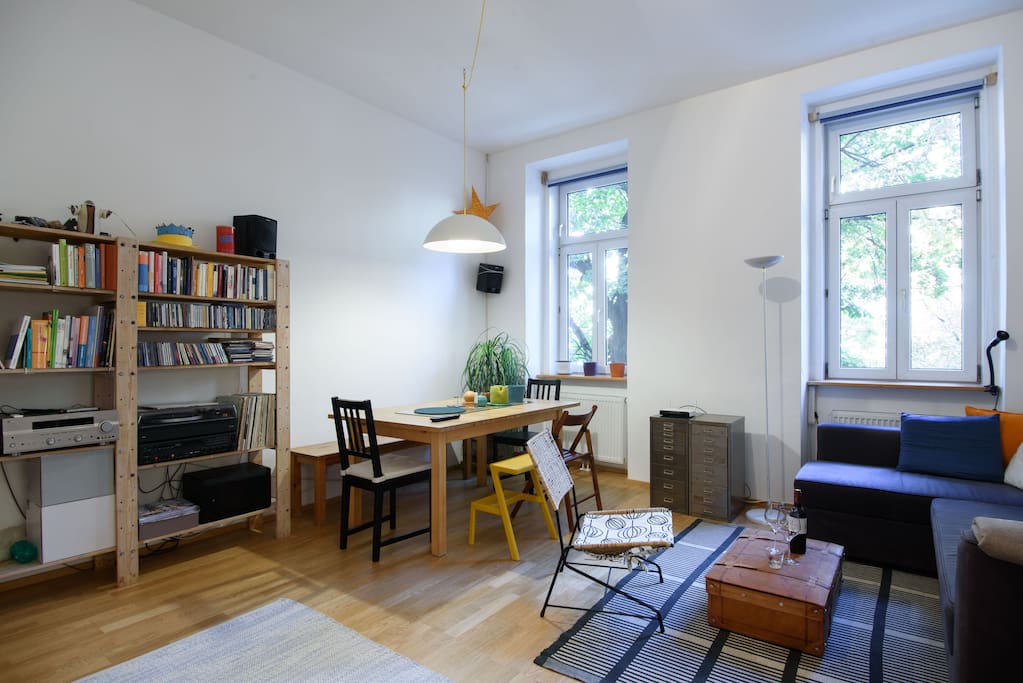 living room / kitchen